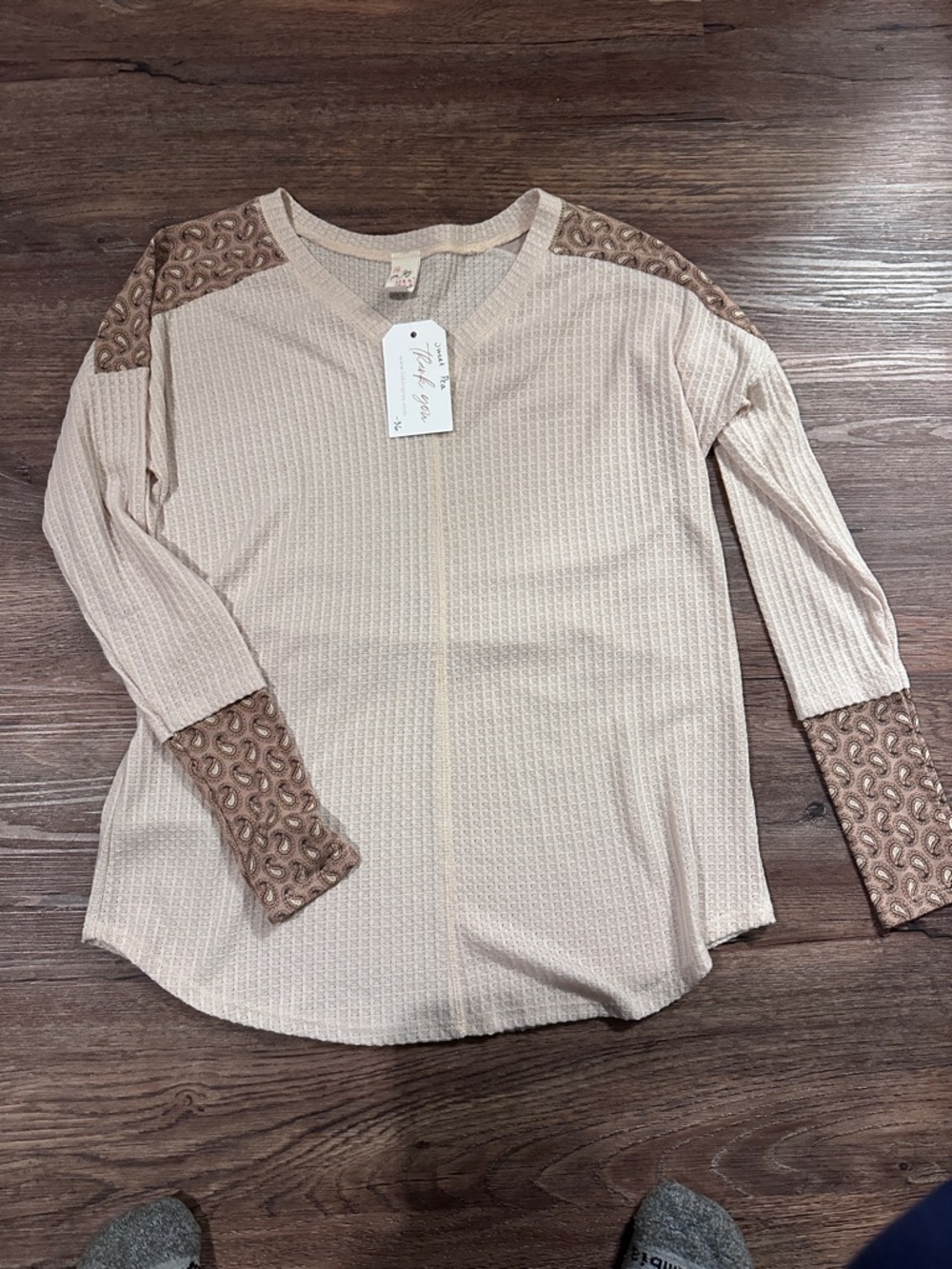 7th Ray Beige Waffle Knit V-Neck Top with Leopard Accent